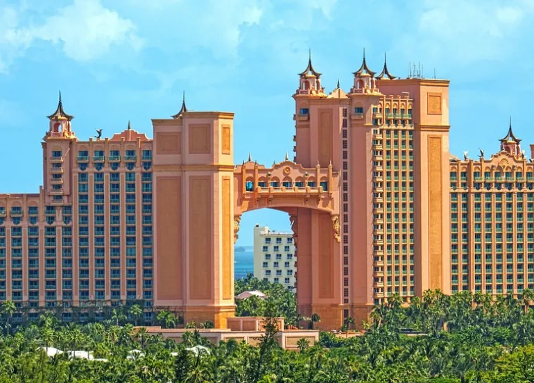 Le Bahamas consolidano il loro ruolo di protagoniste nell'innovazione dei servizi finanziari, distinguendosi come punto di riferimento a livello internazionale