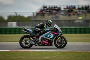 MotoGP 2026, Silverstone: Crollo Ai Ogura e Analisi del Disastro al GP di Gran Bretagna