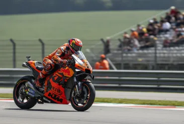 MotoGP, Acosta sorprende a Silverstone: un quinto posto per guardare al vertice