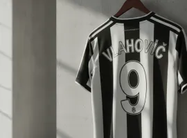 Vlahovic al Besiktas: clamoroso addio alla Juventus per la Turchia