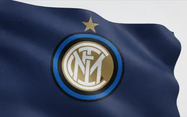 L’Inter accoglie Djed Spence: l'erede di Dumfries sbarca a Milano per il salto definitivo