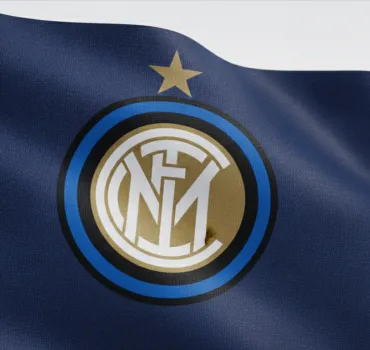 L’Inter accoglie Djed Spence: l'erede di Dumfries sbarca a Milano per il salto definitivo
