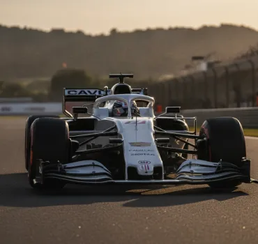 Cadillac F1 tra tempeste e strategie: il futuro incerto tra Perez e il talento Camara