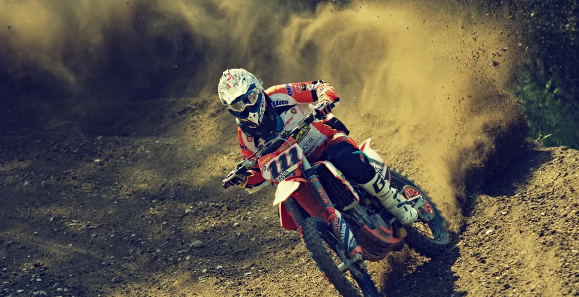 Tragico incidente durante una gara di motocross a Gorizia