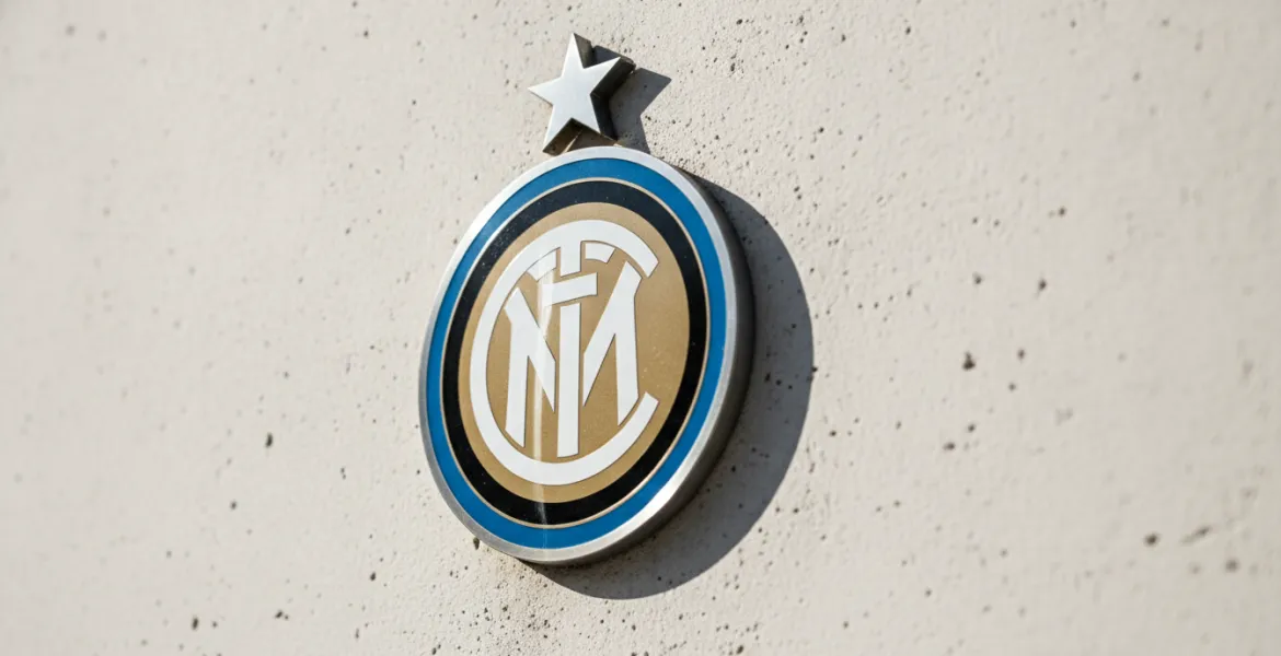 Inter, assalto finale a Curtis Jones: il Liverpool vacilla sotto la pressione del calciatore