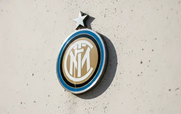Inter, assalto finale a Curtis Jones: il Liverpool vacilla sotto la pressione del calciatore