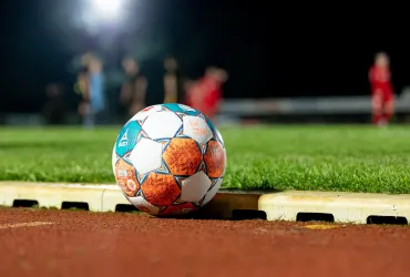 Fasciature sospette nel calcio: tra scaramanzia e accuse di doping
