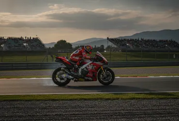 Aprilia e il piano per blindare Bezzecchi: la formula anti-errore