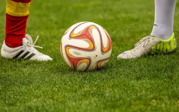 Il Napoli vince a Lecce: vittoria cruciale per lo scudetto