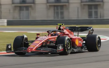 Hamilton e Leclerc caricano la Ferrari: Siamo noi il modello da seguire