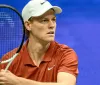 Jannik Sinner costretto al forfait: il numero 1 al mondo dice addio agli US Open