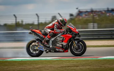 MotoGP, Bezzecchi lotta ad Aragon: Soffro ancora ma darò tutto per l'Aprilia