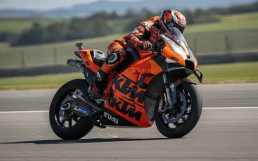 MotoGP, KTM rigenera i motori: operazione chirurgica a Munderfing per salvare il 2026