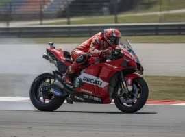 Marc Marquez domina ad Aragon: bis trionfale al Motorland e assalto al Mondiale