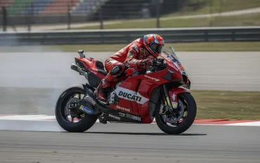 Marc Marquez domina ad Aragon: bis trionfale al Motorland e assalto al Mondiale