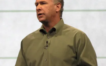 Phil Schiller lascia l'App Store: si chiude l'epoca d'oro di Apple mentre John Ternus sale al comando