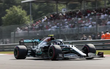 Mercedes shock a Monza: Kimi Antonelli penalizzato, Toto Wolff svela la strategia