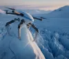 Il drone con artigli da gatto che conquista i ghiacciai