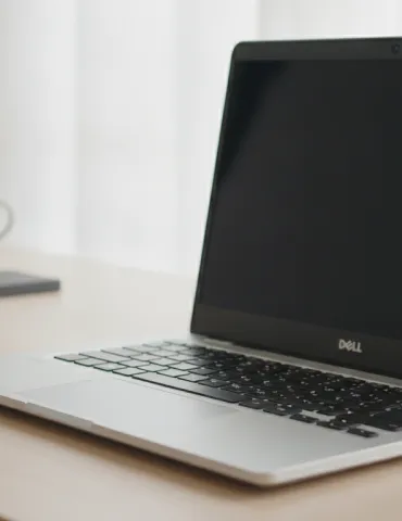 Dell 14S: la nuova sfida a Apple con architettura Wildcat Lake