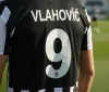 Vlahovic Re d'Istanbul: il Besiktas abbatte il Fenerbahce nel derby