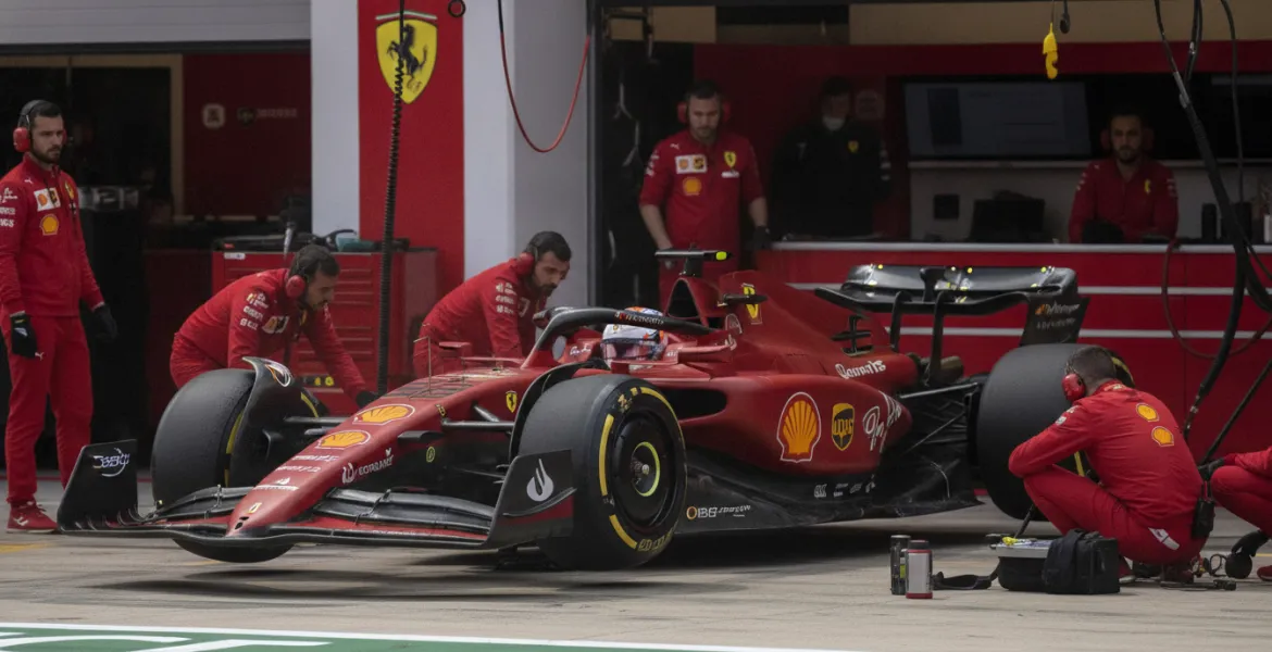 Crisi Ferrari a Monza: Hamilton e Leclerc al capolinea del liberi tutti