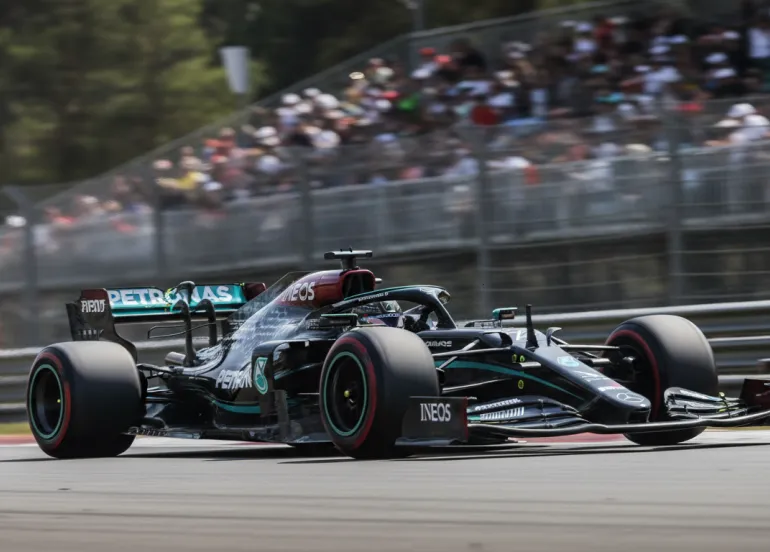 Kimi Antonelli Re dei Re a Monza: Rimonta Leggendaria e Trionfo Mercedes, Ferrari nel Baratro