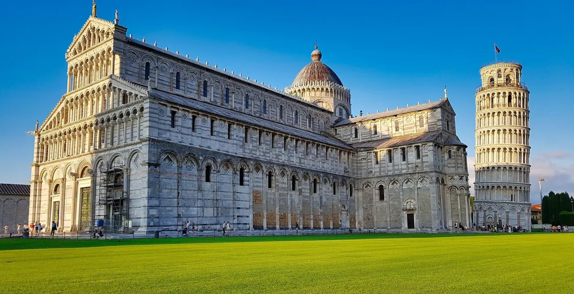 Pisa esulta: promozione in Serie A dopo 8 anni di attesa
