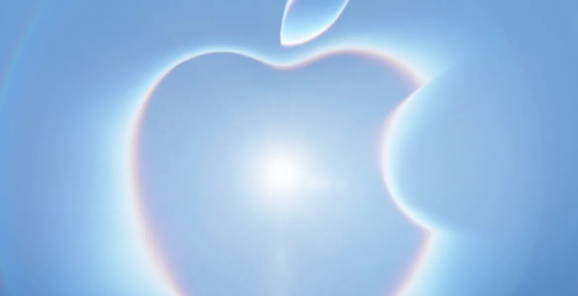 Apple svela iPhone Ultra: il primo pieghevole debutta nell'era Ternus