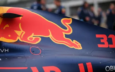 Robin Raikkonen firma con Red Bull: l'eredità di Kimi vola verso il futuro