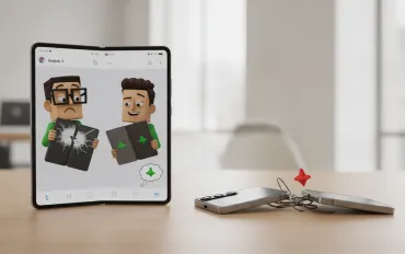 Guerra dei pieghevoli: Samsung deride il nuovo iPhone Duo paragonandolo a The Sims