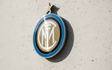 Liverpool all'assalto di Aleksandar Stankovic: l'Inter dice no e blinda il suo gioiello