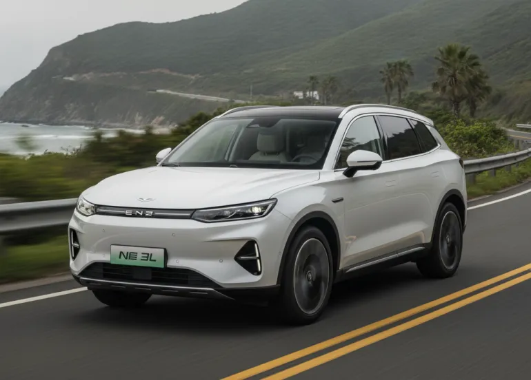 Denza N8L: Il SUV elettrico da 960 km che rivoluziona la mobilità premium