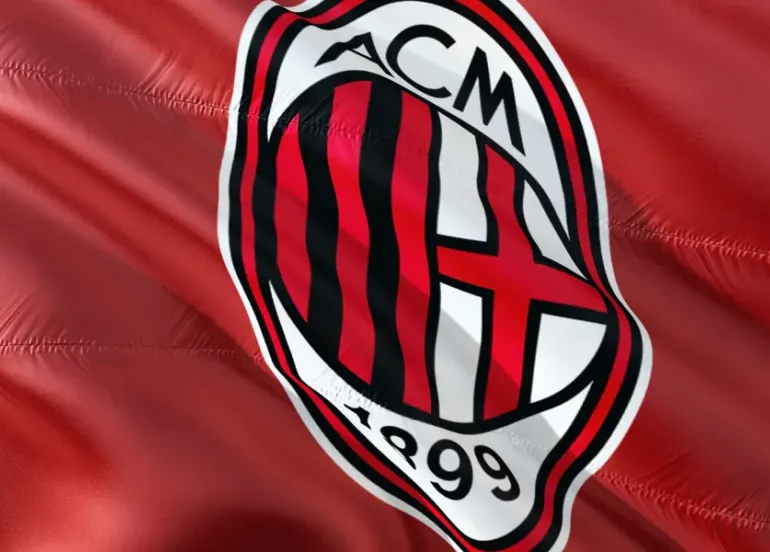 Milan travolgente a San Siro: Pulisic, Rabiot e Moreira stendono il Lecce