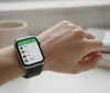 WhatsApp su Apple Watch: la rivoluzione delle emoji arriva finalmente al polso