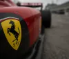 Leclerc a Baku tra sfide e veleni: Con Hamilton nessun caso, ma Mercedes vola