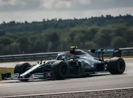 Mercedes domina il venerdì di Baku: Russell e Antonelli davanti a tutti, Ferrari insegue