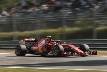 F1, Crisi Rossa a Baku: Hamilton e Leclerc Chiedono Risposte