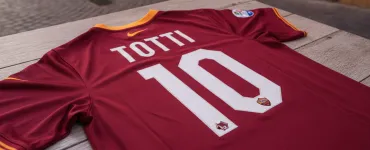Totti e il traguardo dei 50 anni: Il Milan era il mio sogno alternativo e Maradona resta il calcio