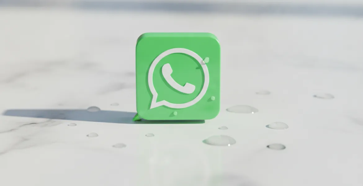 WhatsApp blinda la privacy: le chat Ristrette spariscono da PC e tablet