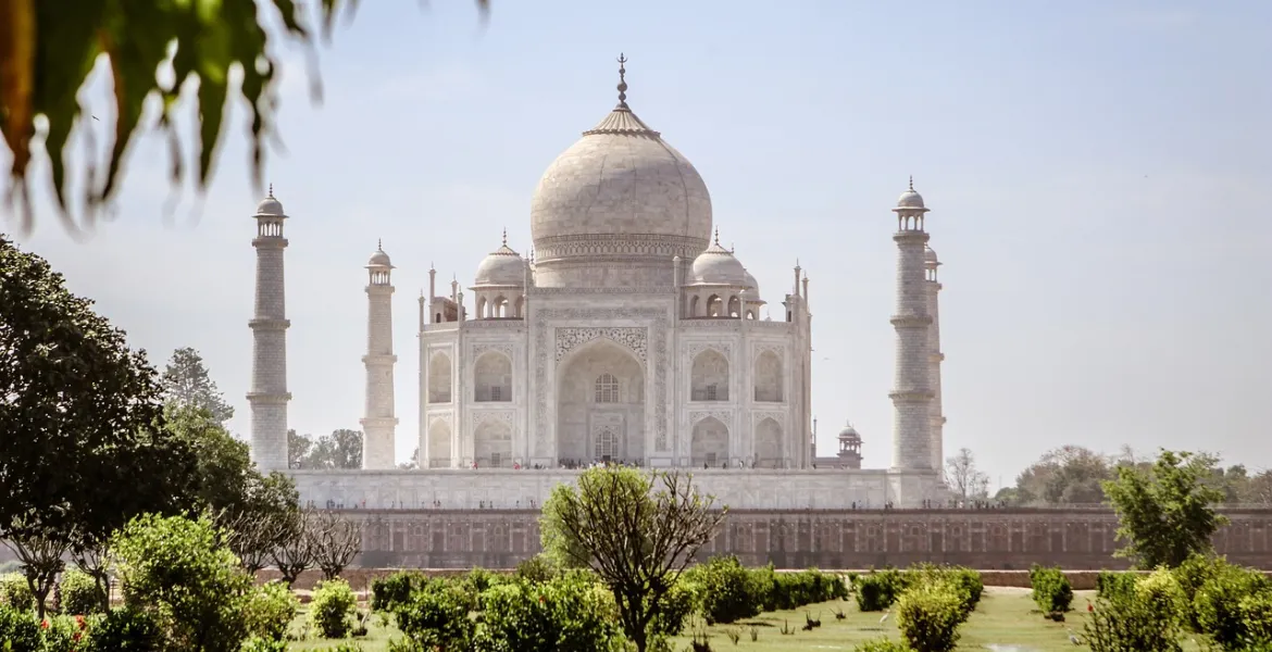 Scontro a corte in India: sfida legale sulla tassa del 28% nei giochi online
