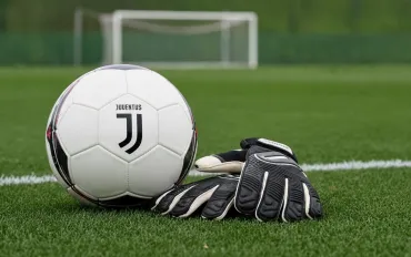 Juve, mirino su Leonard Prescott: il colpo dal Bayern per il futuro