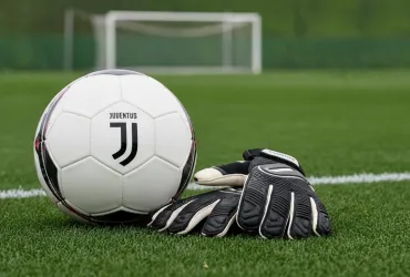 Juve, mirino su Leonard Prescott: il colpo dal Bayern per il futuro