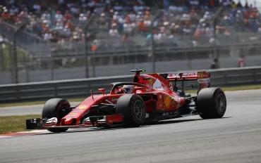 Leclerc sfiora il colpaccio a Singapore: La pole era a un passo, ma Max è imbattibile