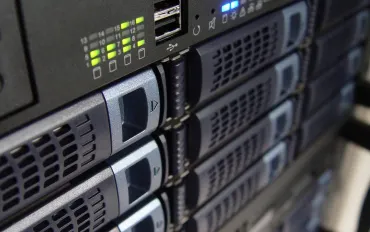 AMD cede ZT systems a Sanmina per 3 miliardi di dollari