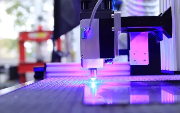 Il Laser più potente al Mondo Lanciato negli USA: È ZEUS