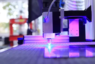 Il Laser più potente al Mondo Lanciato negli USA: È ZEUS