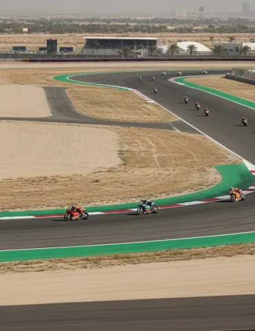 MotoGP, confermato il GP del Qatar: si correrà a Losail nonostante i rischi