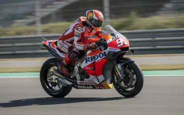 Honda rivoluziona la MotoGP 2027: Moreira nel team ufficiale con Quartararo