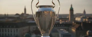 Champions League, Notte di Stelle e Dolore: Il PSG Trafigge il Barcellona, Follia Liverpool e Tris Foden