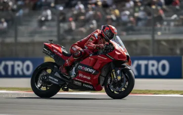 Marco Bezzecchi domina il venerdì di Phillip Island: Bagnaia sprofonda nel Q1